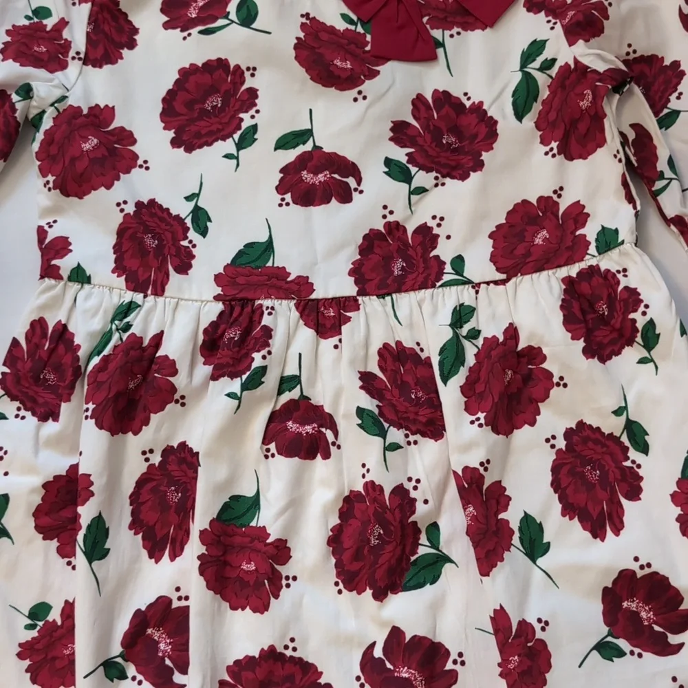 Crown & Ivy Kids White/Red Floral Dress. 3/4 Length Bell Sleeve. Size 10